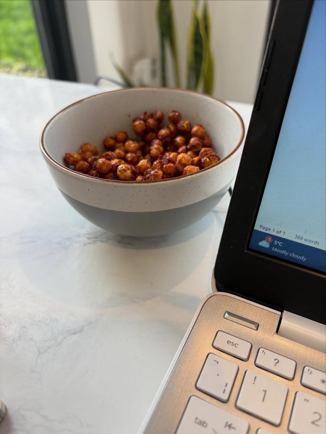Synopsis writing Instagram post